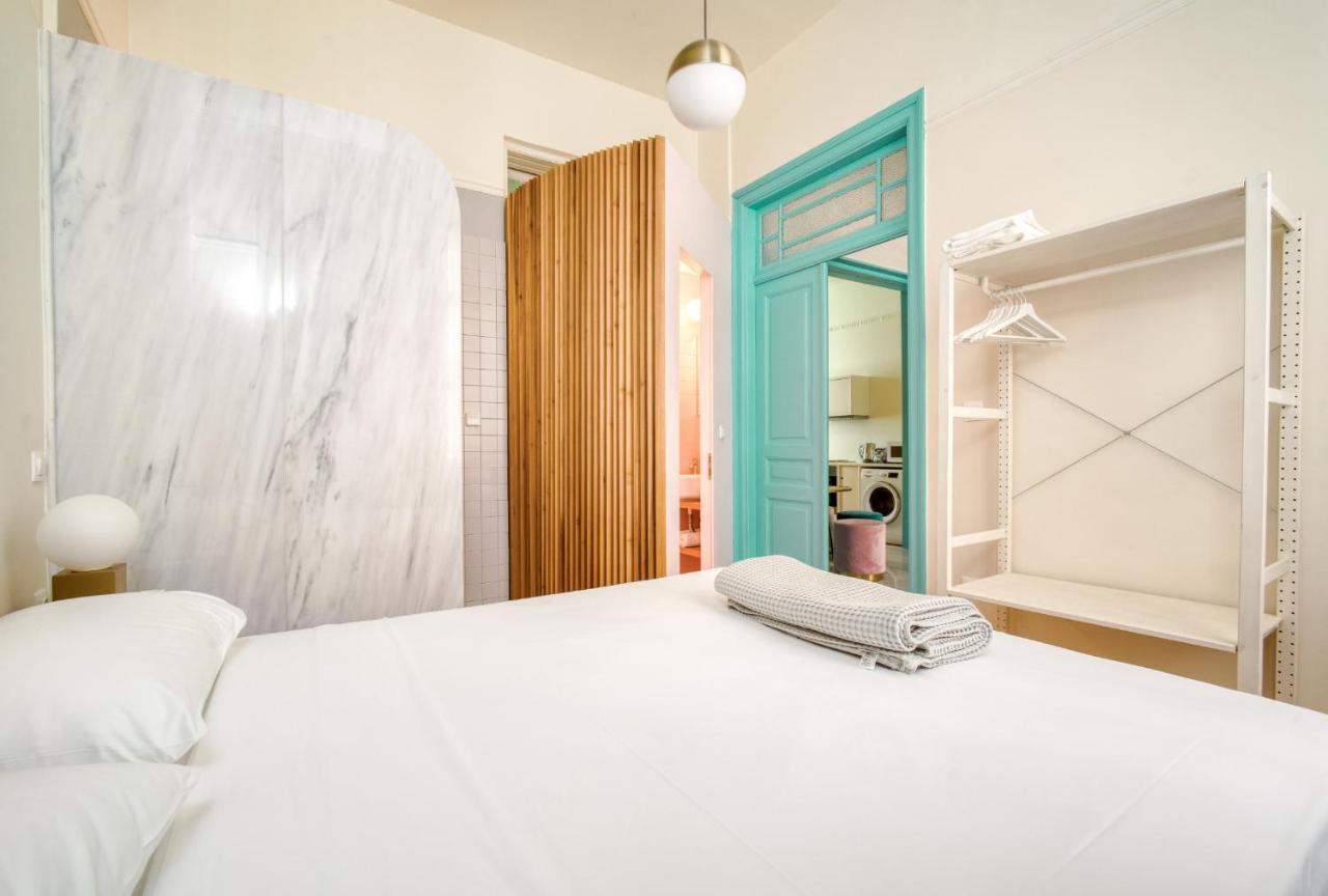 Keramos Athens Aparthotel Exteriör bild