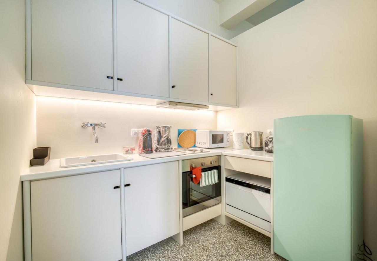 Keramos Athens Aparthotel Exteriör bild