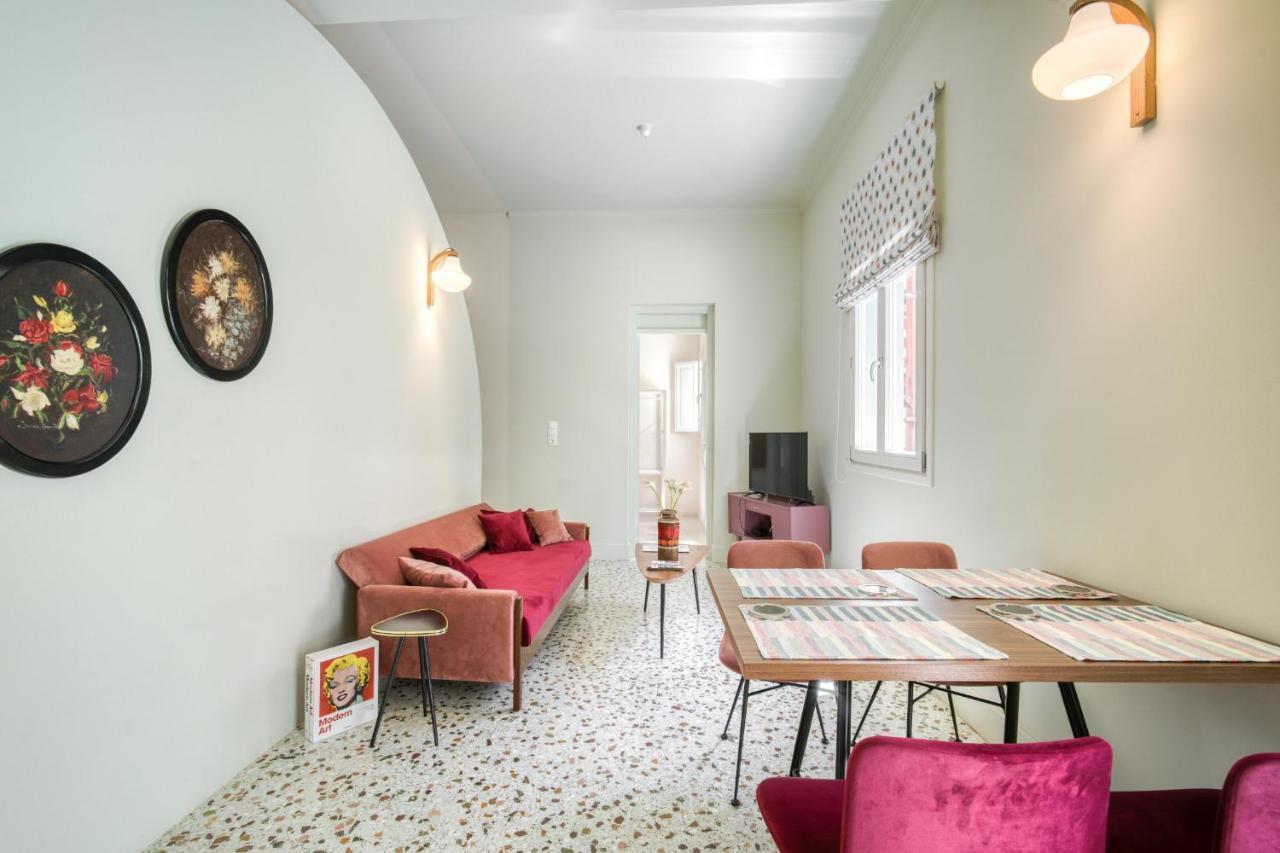 Keramos Athens Aparthotel Exteriör bild