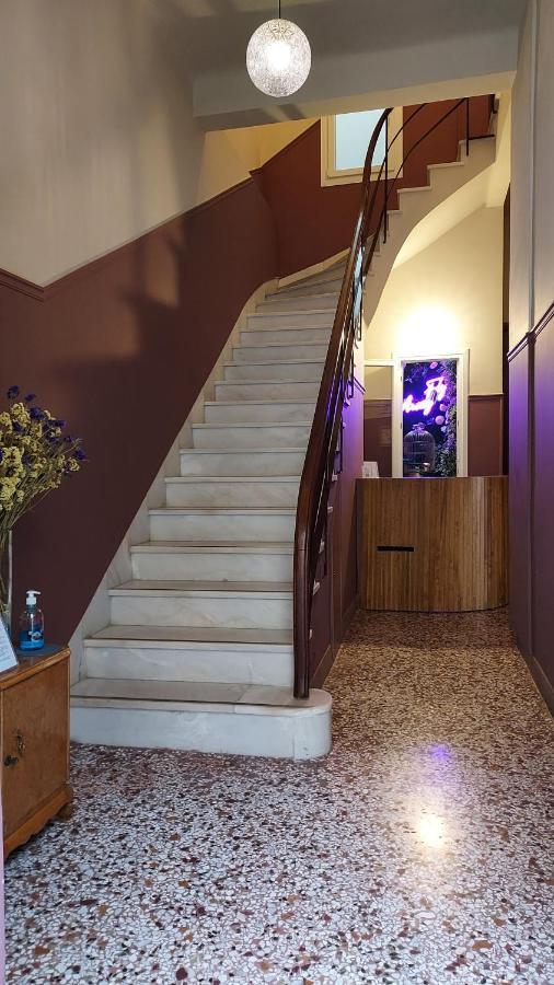 Keramos Athens Aparthotel Exteriör bild