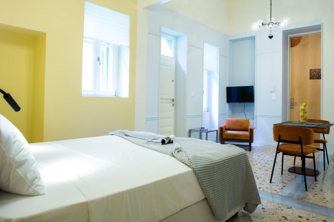 Keramos Athens Aparthotel Exteriör bild
